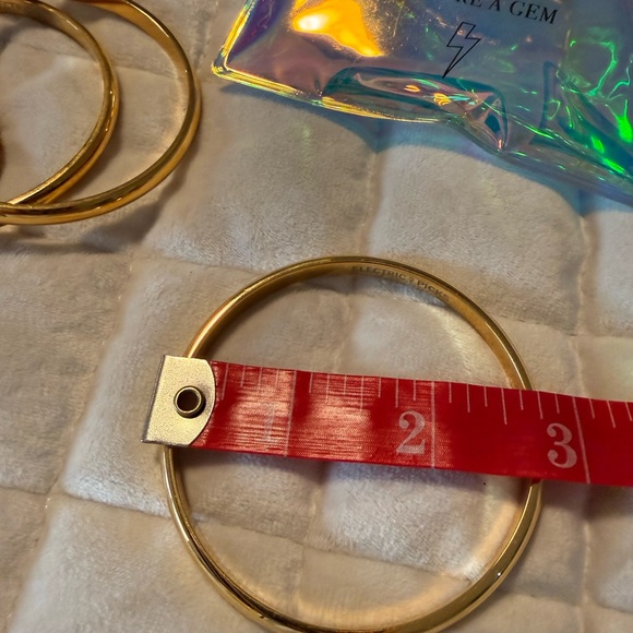 Electric Picks Gold Bangle Set - Picture 2 of 4